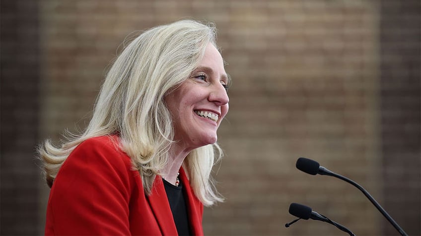 Abigail Spanberger campaigns