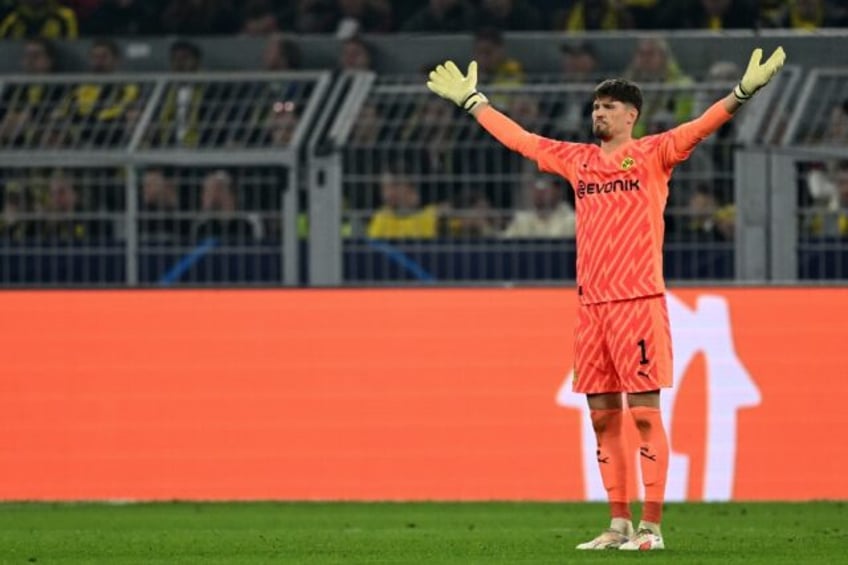 dortmunds world class goalkeeper kobel extends stay till 2028