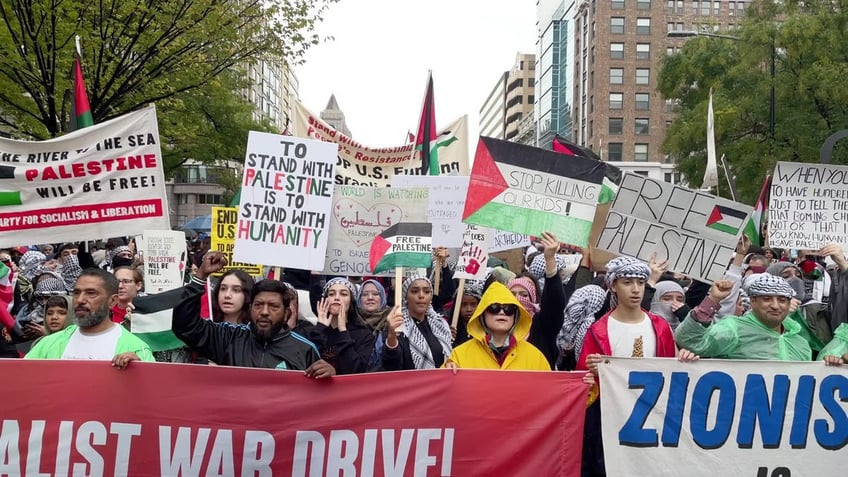 dozens arrested outside white house during protest over israel hamas war