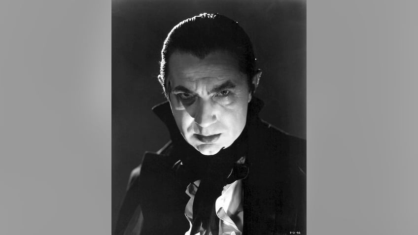 A close-up of Bela Lugosi as Dracula