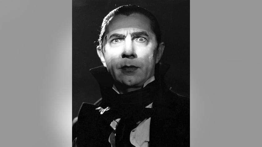 A close-up of Bela Lugosi as Dracula