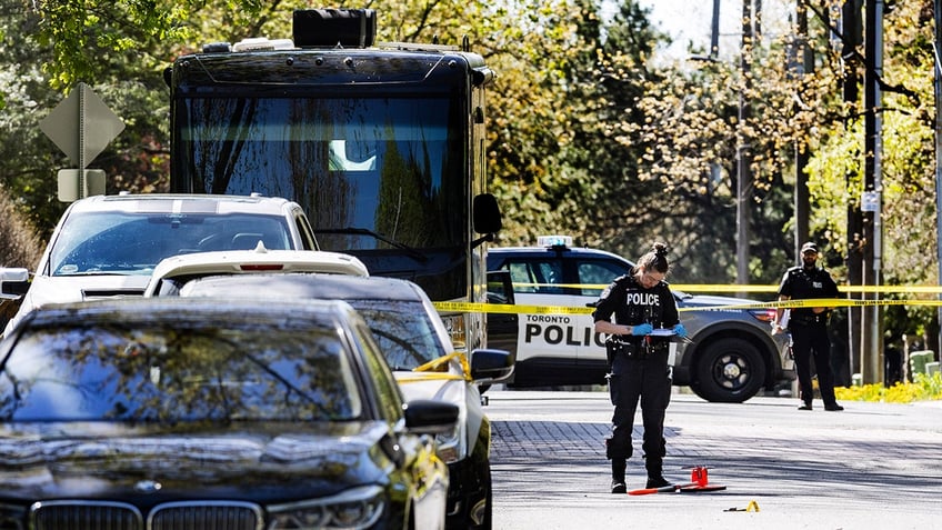 Security guard shot by Drake's Toronto mansion