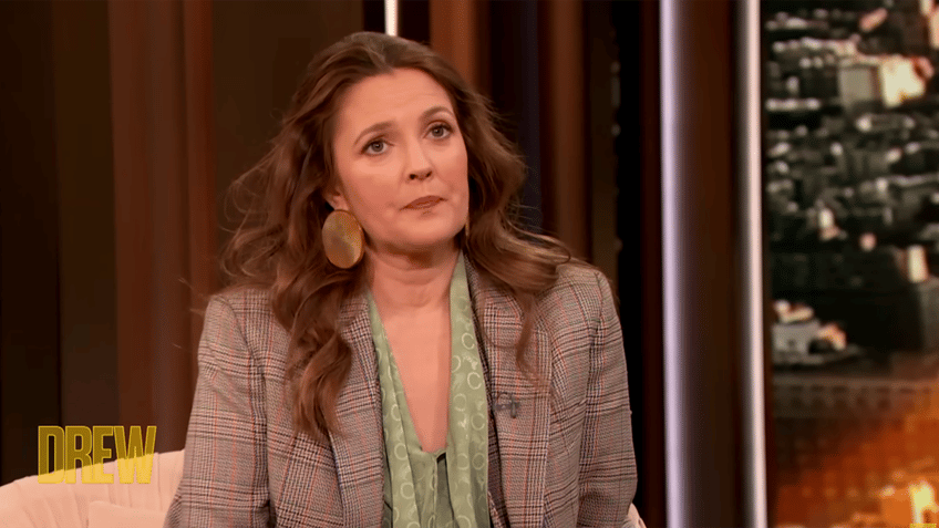 drew barrymore defies hollywood cancel culture and resumes talk show