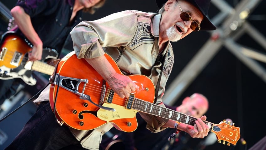 Duane Eddy Stagecoach 2014