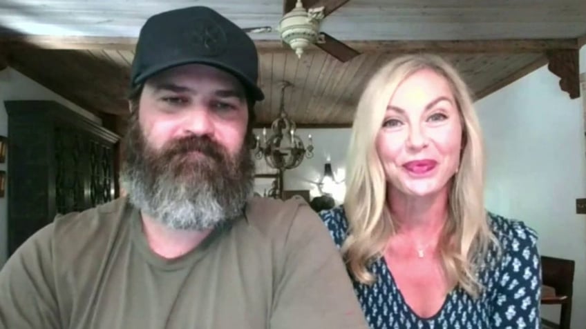 'Duck Family Treasure' stars Jep and Jessica Robertson discuss their mission to bring Americans together in faith on 'The Story.'