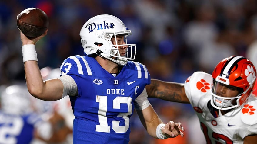 duke professor denies riley leonards homework extension request after upset win over clemson no way man