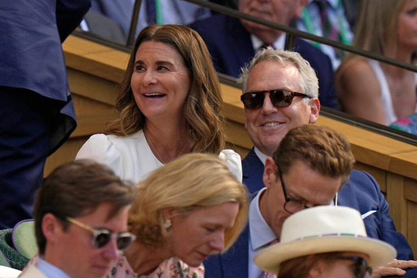 dustin hoffman andrew lloyd webber join elites in royal box at wimbledon