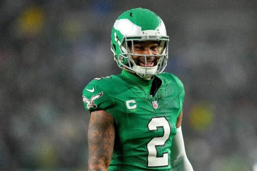 Philadelphia Eagles corner back Darius Slay has criticized the NFL's decision to stage a g