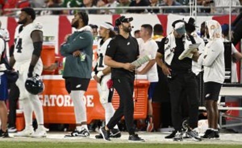 Eagles fire offensive coordinator Brian Johnson