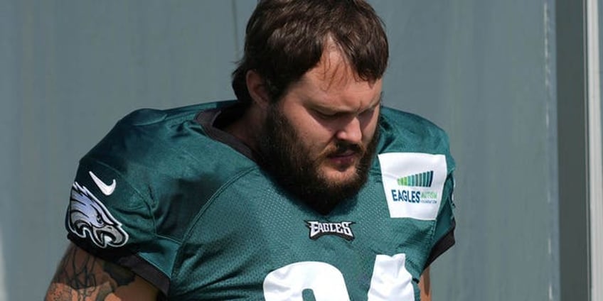 eagles josh sills taken off nfl commissioners exempt list after being found not guilty of rape kidnapping