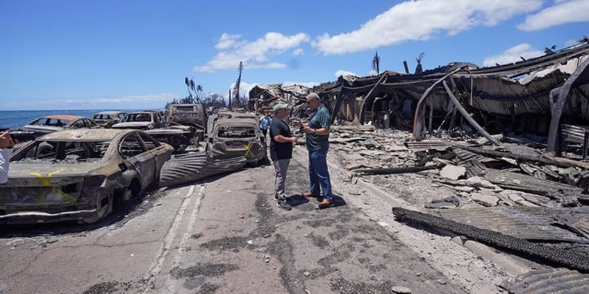 eagles marcus mariota addresses hawaii wildfires were praying for them