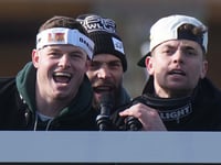 Eagles star rookie Cooper DeJean suffers 'battle scar' from massive Bud Light chain during Super Bowl parade