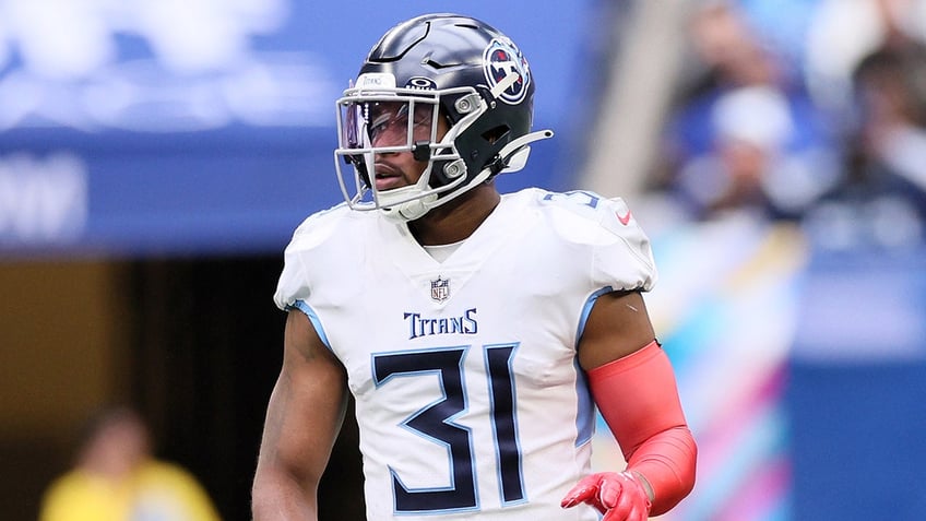 eagles trade for all pro safety kevin byard to bolster banged up secondary report