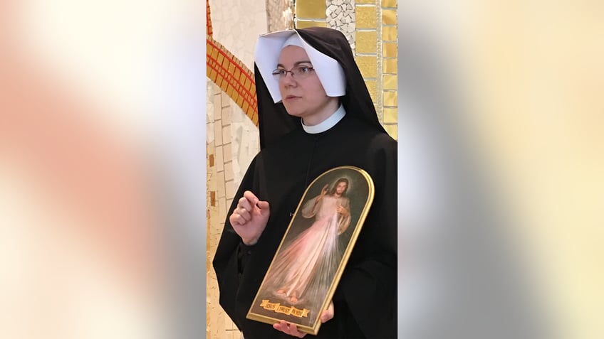 Nun sister habit Jesus