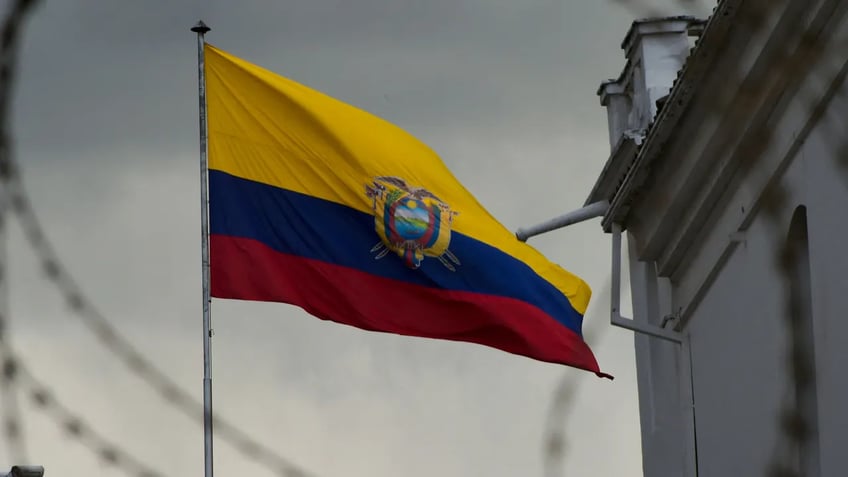 ecuador declares state of emergency amid prison violence surge