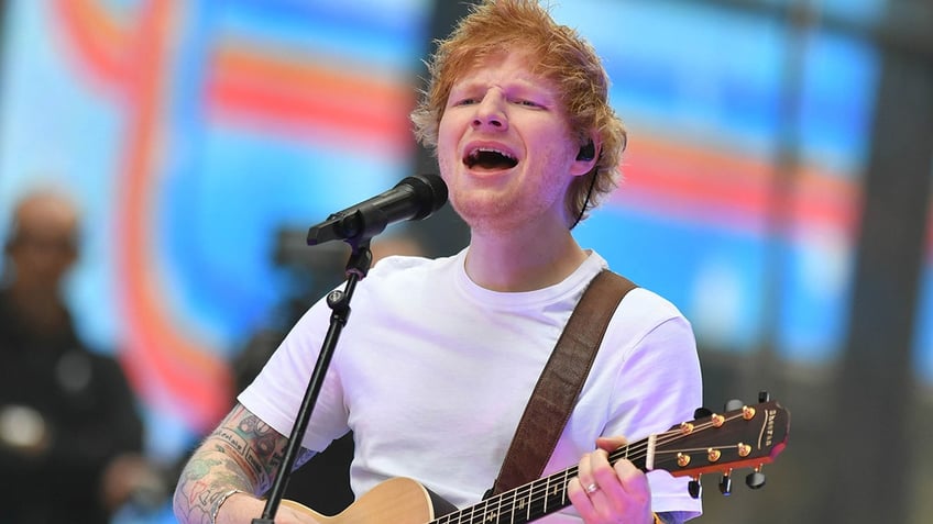 ed sheeran cancels las vegas concert at last minute fans disgusted after waiting in 100 degree heat