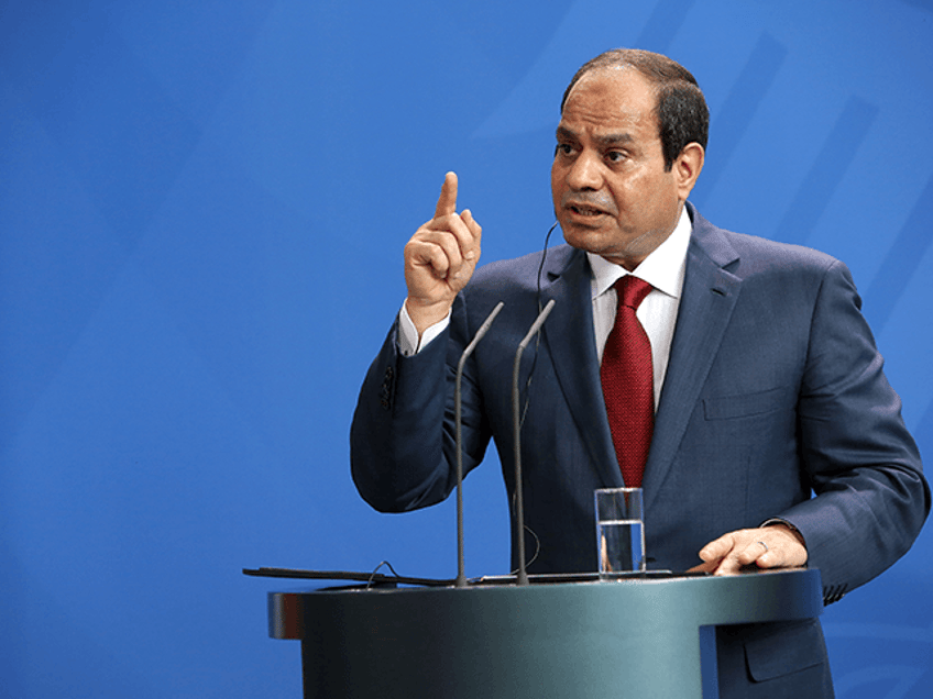 egypts sisi refuses to take in palestinians must remain on their land