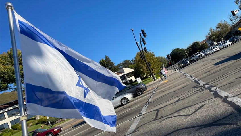 elderly jewish man dies after confrontation with pro palestinian protester at california rally