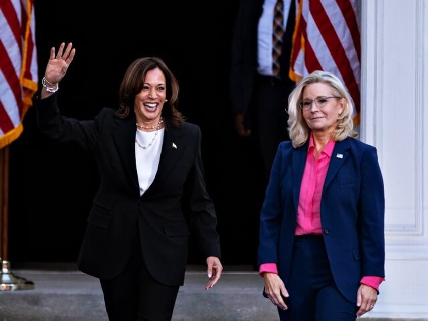 RIPON, WISCONSIN - OCTOBER 3: Vice President and Democratic Presidential nominee Kamala Ha