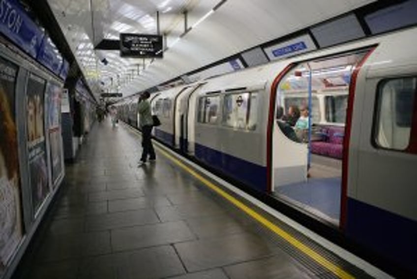 Electrical fire delays London commuters above, below ground on multiple lines