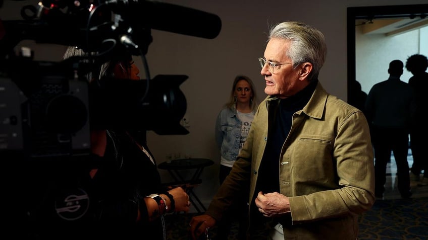 Kyle MacLachlan in front of a camera