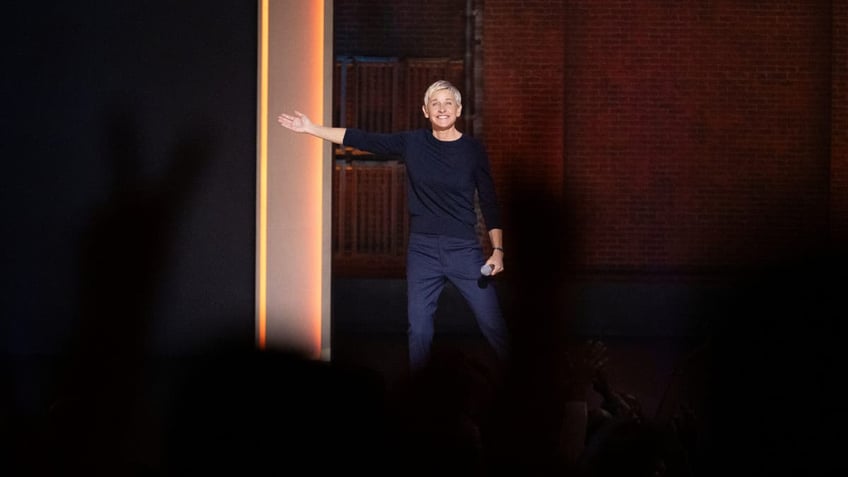 ellen degeneres performing at netflix special