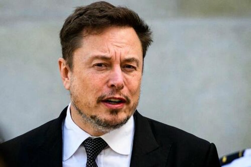 elon musk blasts bidens push for border deal no laws need to be passed