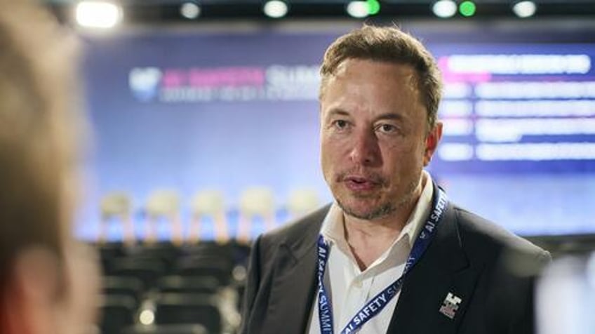 elon musk warns censorship of x is a certainty if kamala harris wins