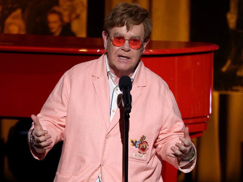 WASHINGTON, DC - MARCH 20: Honoree Elton John speaks onstage during the Library Of Congres