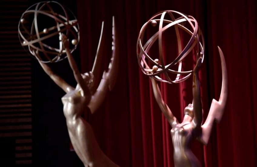 emmy awards move to january hoping hollywood strikes will be resolved