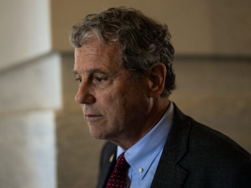 WASHINGTON, DC - JULY 11: U.S. Sen. Sherrod Brown (D-OH) leaves the U.S. Capitol for a pri