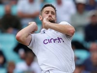 England all-rounder Woakes taking time out from cricket after father’s death