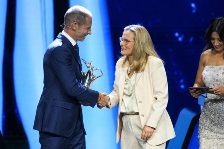 england coach wiegman dedicates award to spain womens team amid rubiales row