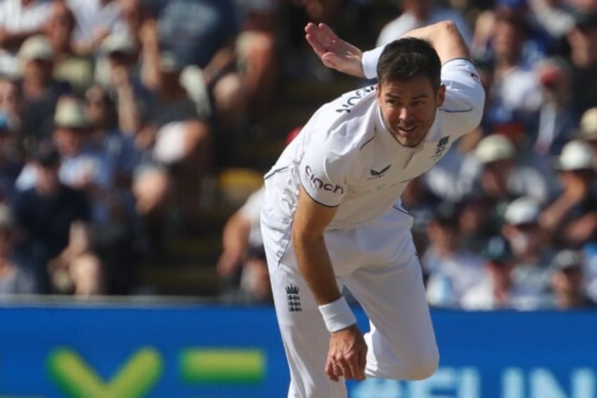 england put their faith in ageing attack for must win ashes clash