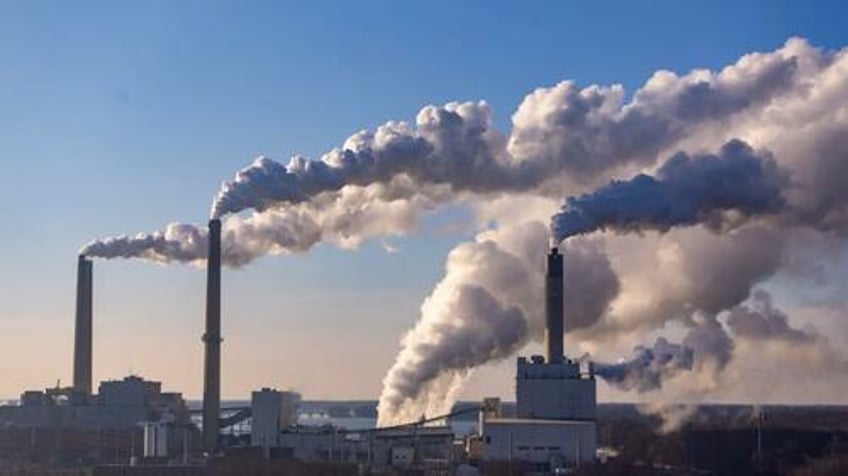 epa proposes slashing power plant carbon mercury emission limits