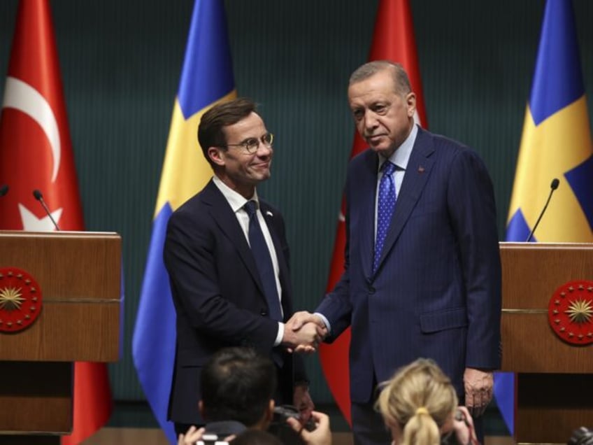 erdogan submits swedish nato membership bid to turkish parliament