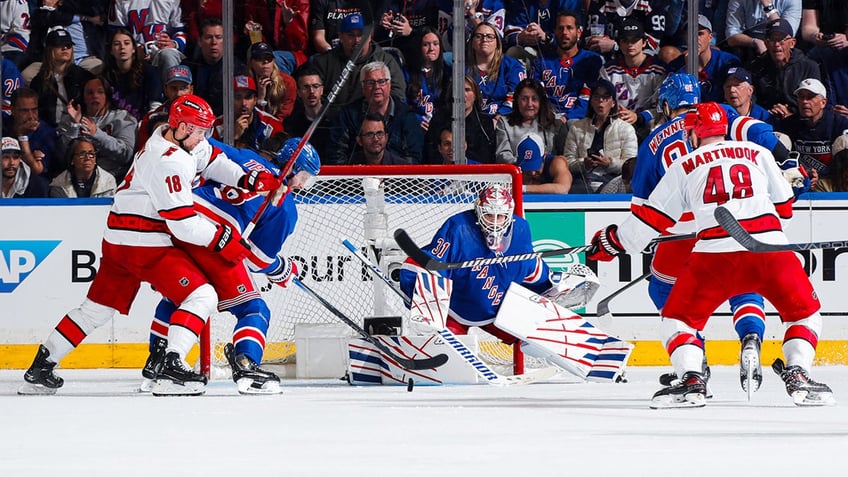 Rangers-Hurricanes