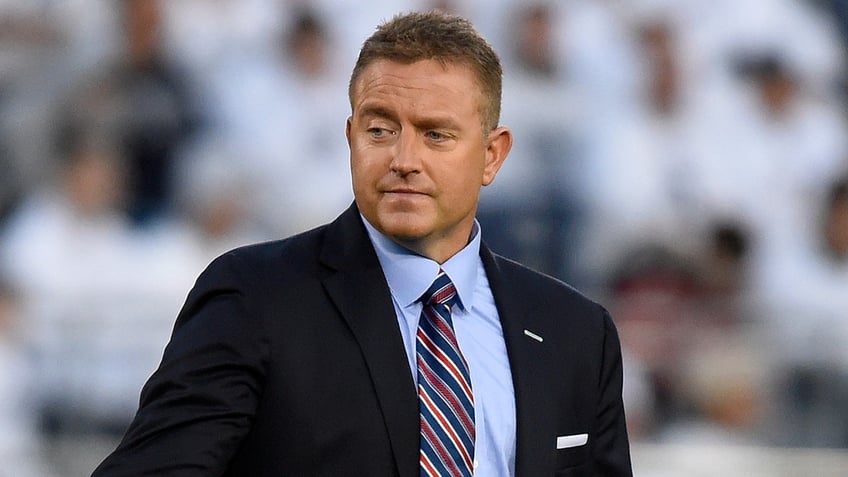 Kirk Herbstreiit looks on