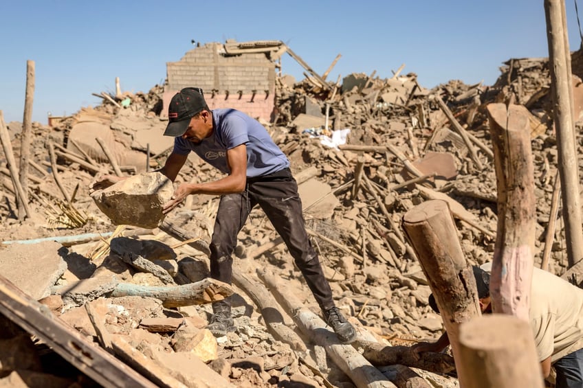 estimated 300000 impacted by earthquake in morocco with at least 2000 dead