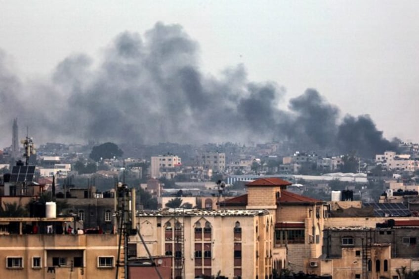 Thick plumes of smoke billowed above Khan Yunis on Sunday