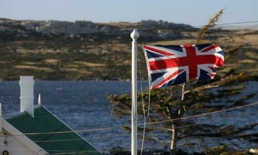 eu signs deal with argentina calling falklands malvinas islands