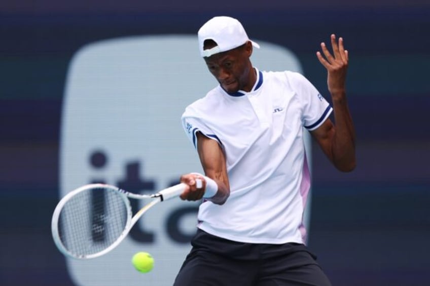 Chris Eubanks of the United States advanced to the semi-finals of the ATP Hall of Fame Ope