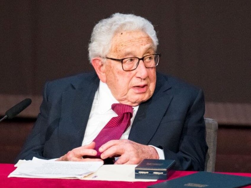 europe let in too many foreigners says henry kissinger in wake of pro hamas demonstrations across continent