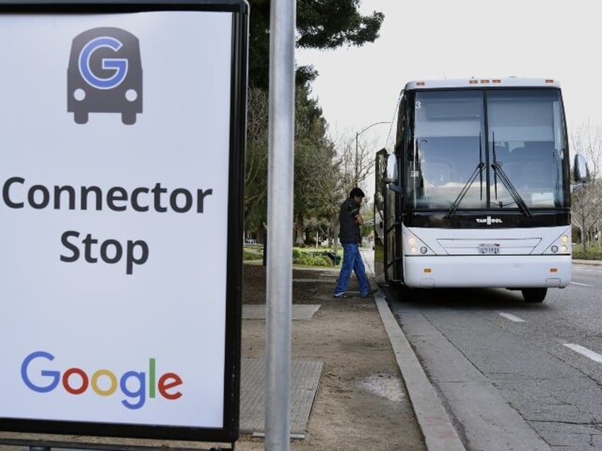 ev madness 100 electric google bus loses power smashes into multiple cars on san francisco street