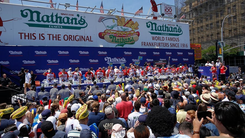 Nathans Hot Dog Eating contest