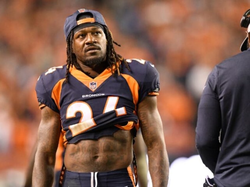 ex bengals star adam pacman jones arrested at cincinnati airport for unruly behavior