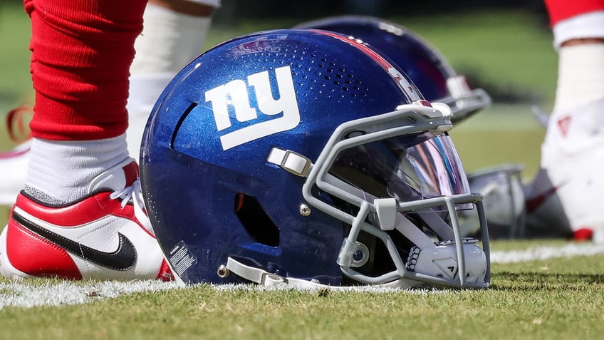 Helmet of the New York Giants