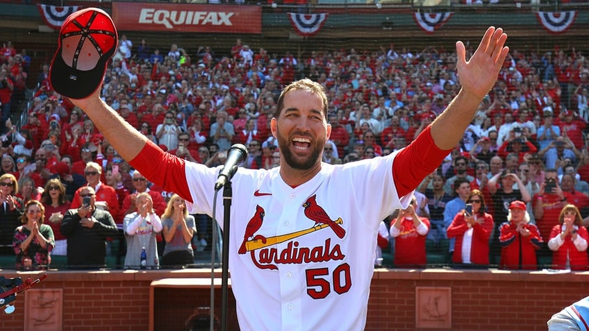 Adam Wainwright sings