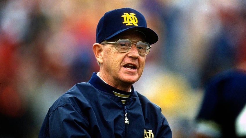 ex notre dame coach lou holtz doubles down on ohio state critique says buckeyes are good but not great