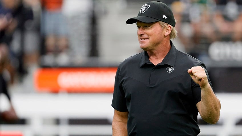 Jon Gruden vs Bears